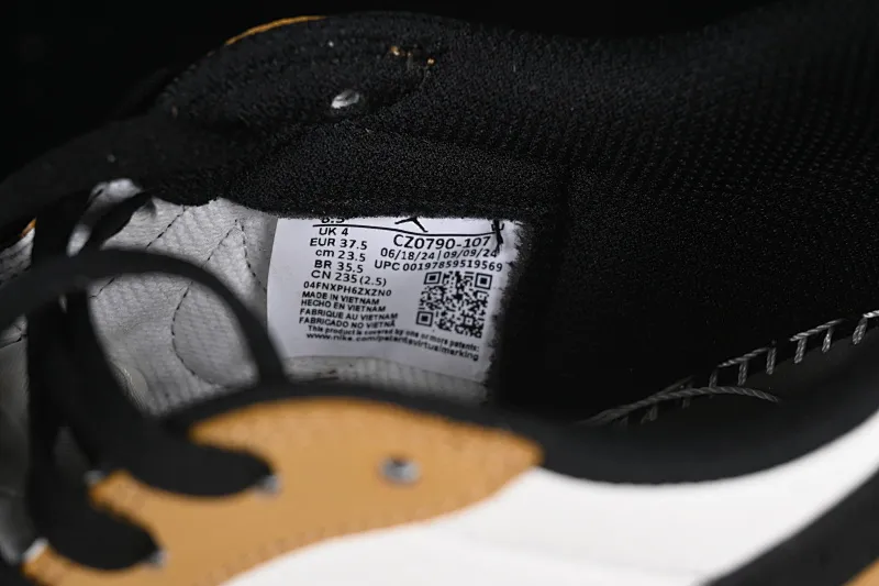 All categories Air Jordan Jordan series basketball shoes Air Jordan 1 Low Air Jordan 1 Low OG AJ1 Joe 1 white yellow black hook low-top cultural leisure sports sneakers CZ0790-107